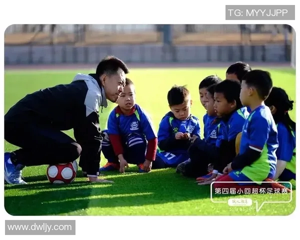 足球明星同款儿童球衣让孩子们感受足球魅力与明星风范的完美结合