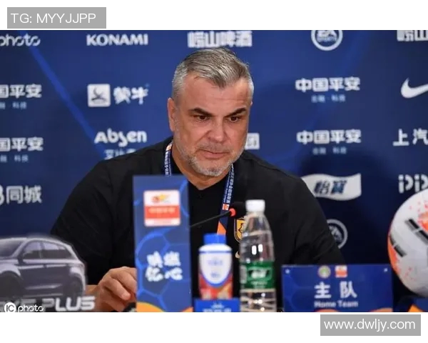 足球明星实力排行大揭秘谁将成为球场之王引发球迷热议