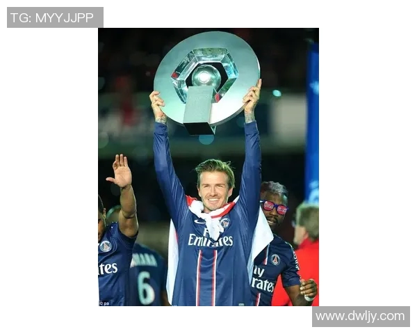 足球明星佩戴手环的时尚风采与个性展示图片合集 足球明星佩戴手环的时尚风采与个性展示图片合集